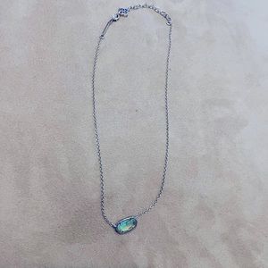 Kendra Scott pendant necklace